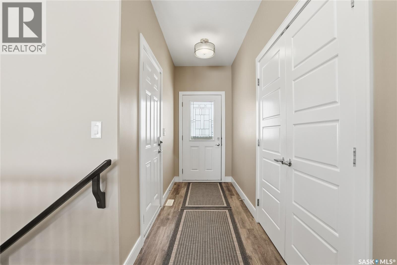 2 433 Palmer Crescent, Warman, SK - Indoor Photo Showing Other Room