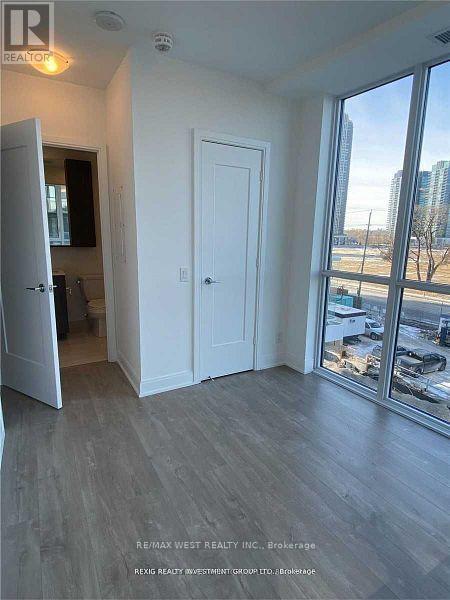 404 - 70 Annie Craig Drive, Toronto, ON - Indoor Photo Showing Other Room