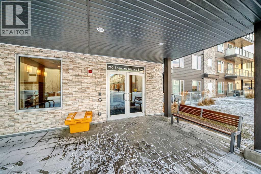 316, 200 Shawnee Square Sw, Calgary, AB - Outdoor With Exterior