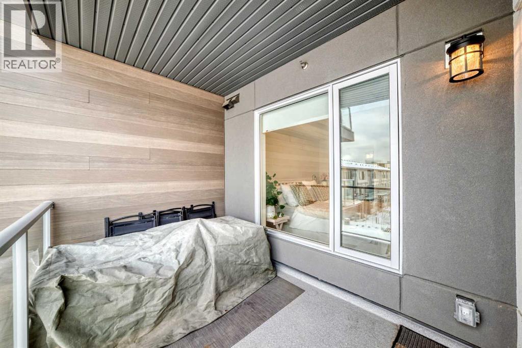 316, 200 Shawnee Square Sw, Calgary, AB - Outdoor With Exterior