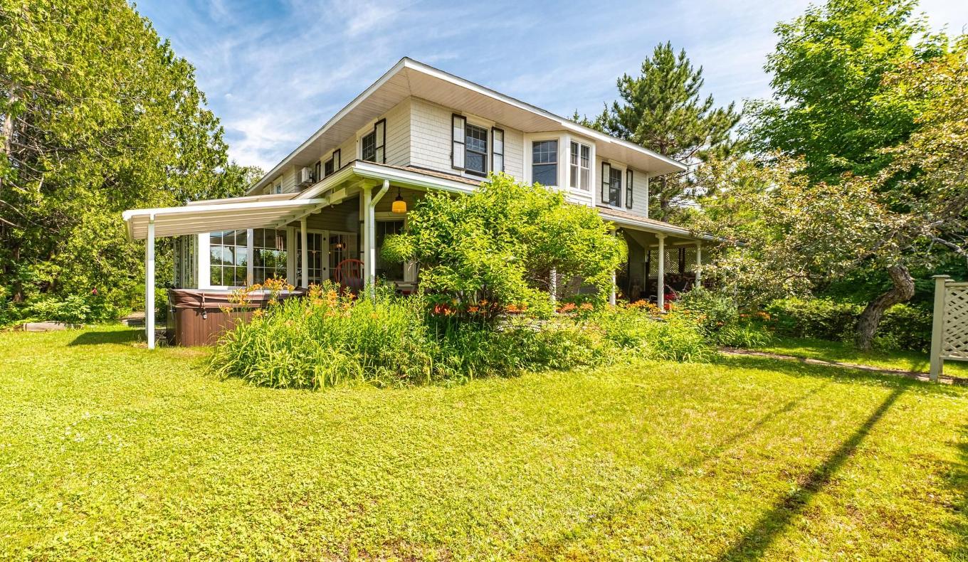 Façade - 169 Ch. Du Tour-Du-Lac, Sainte-Agathe-Des-Monts, QC - Outdoor With Deck Patio Veranda