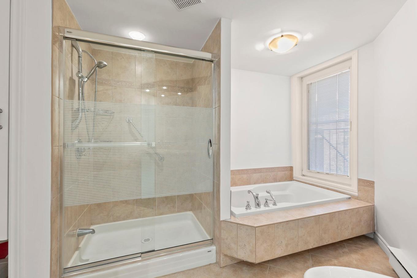 Salle de bains - 508 Rue De La Noue, Montréal (Verdun/Île-Des-Soeurs), QC - Indoor Photo Showing Bathroom