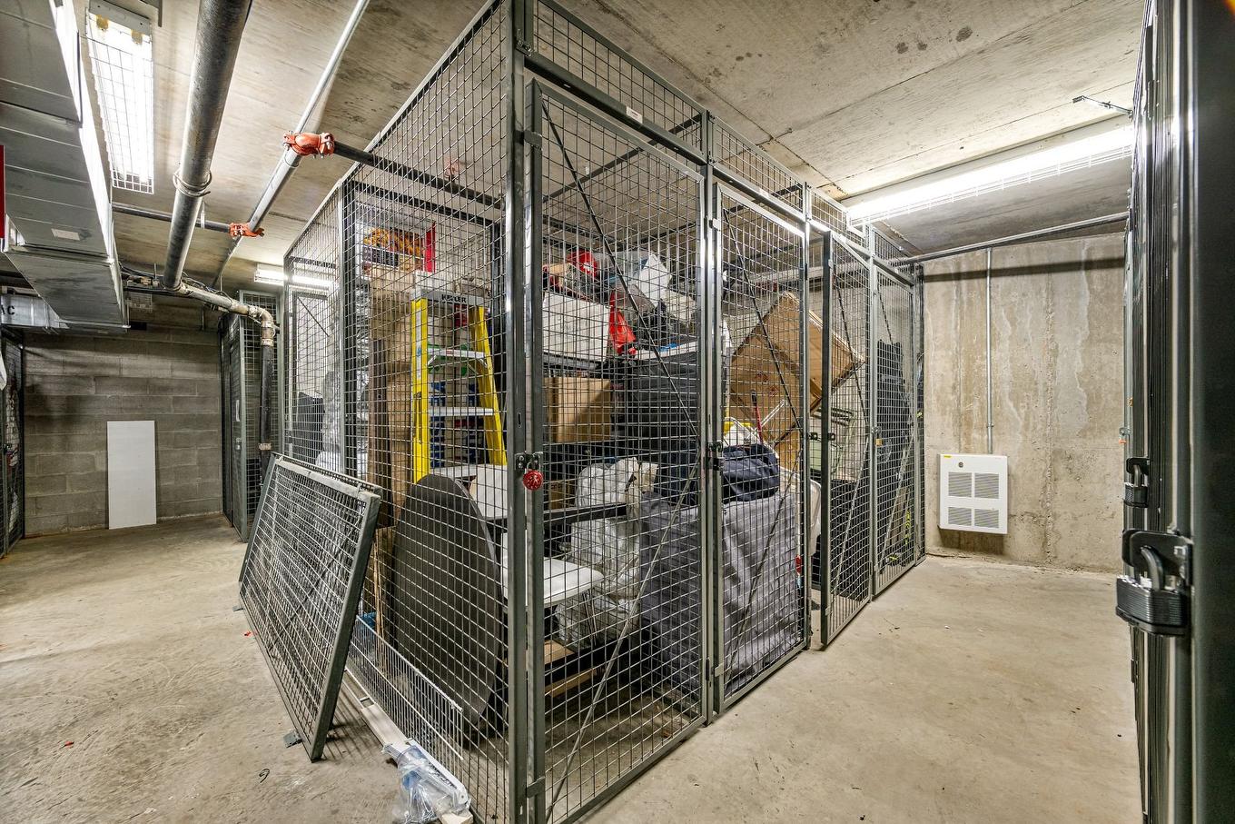 Storage - 206-888 Rue Wellington, Montréal (Ville-Marie), QC - Indoor