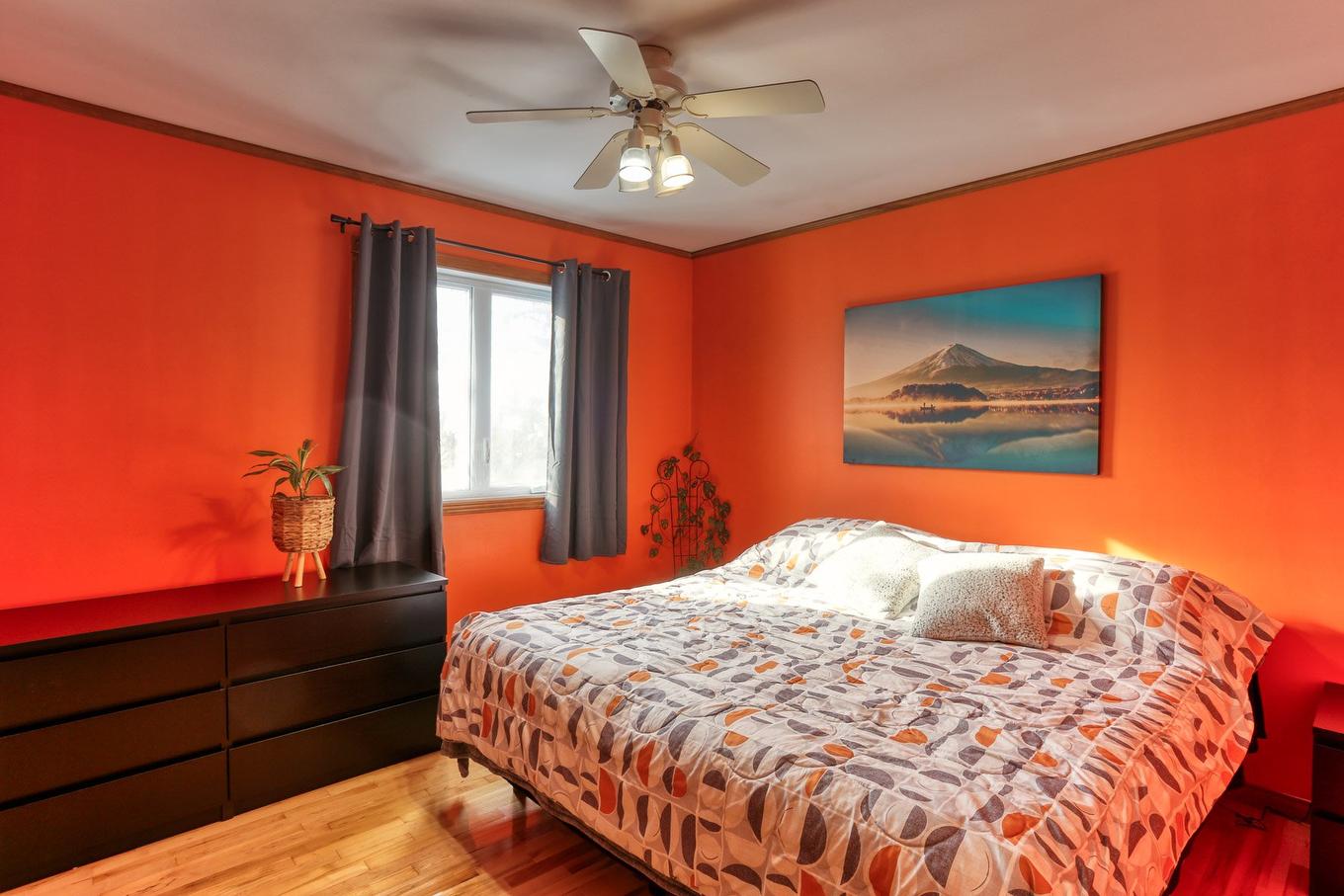 Chambre à coucher principale - 820 211E Rue, Shawinigan, QC - Indoor Photo Showing Bedroom