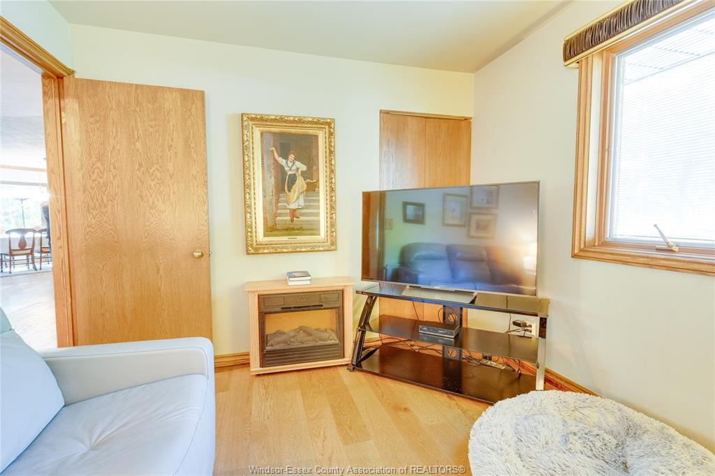 492 Gregory Line, Wheatley, ON