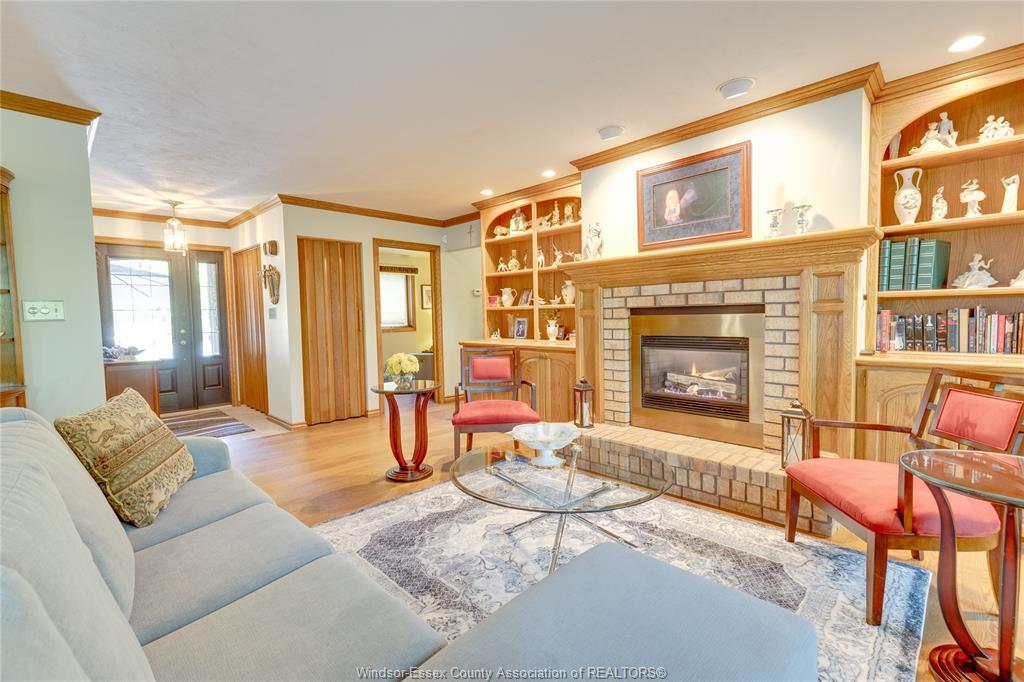 492 Gregory Line, Wheatley, ON