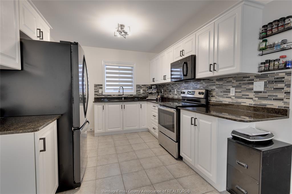 2446 Gatwick Avenue, Windsor, ON