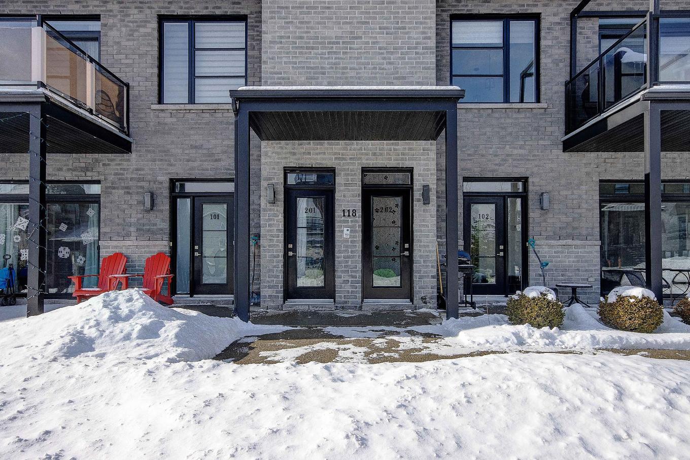 Frontage - 118 Rue D'Halifax, Cowansville, QC - Outdoor With Facade