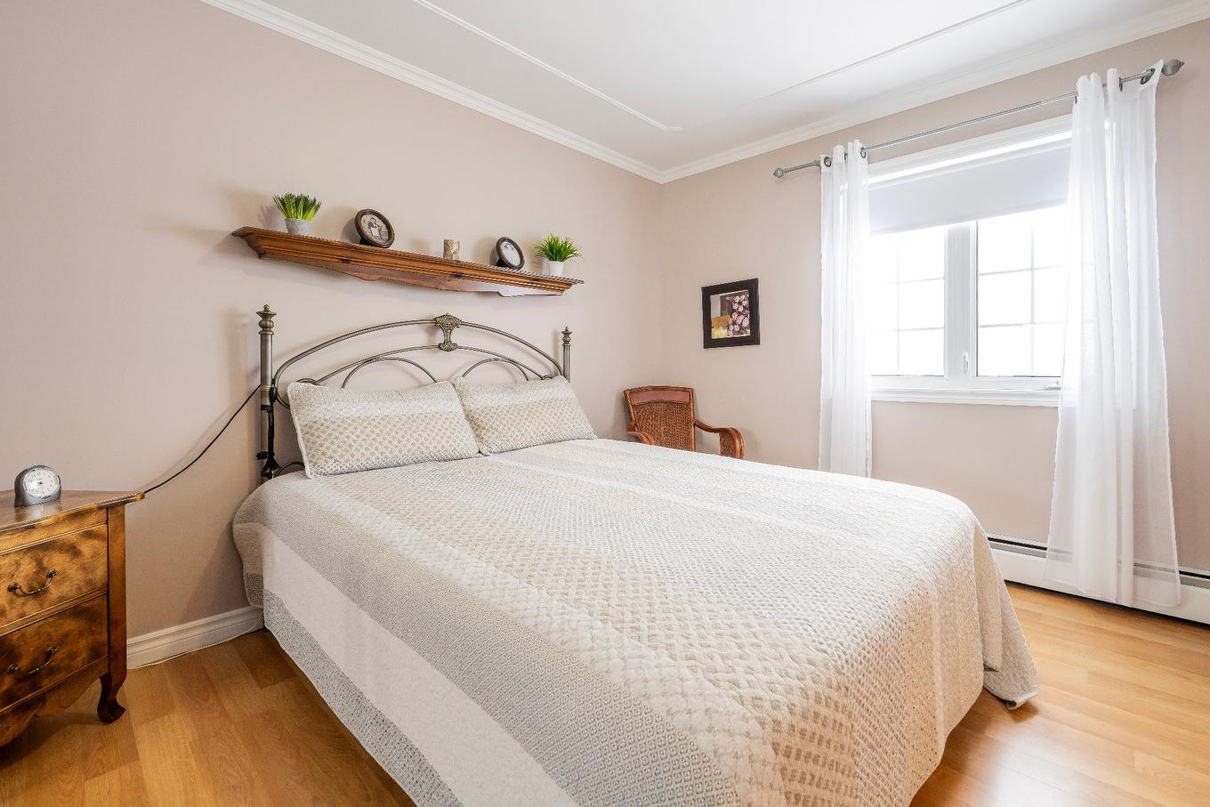Bedroom - 480 Ch. Des Caps, Les Îles-De-La-Madeleine, QC - Indoor Photo Showing Bedroom
