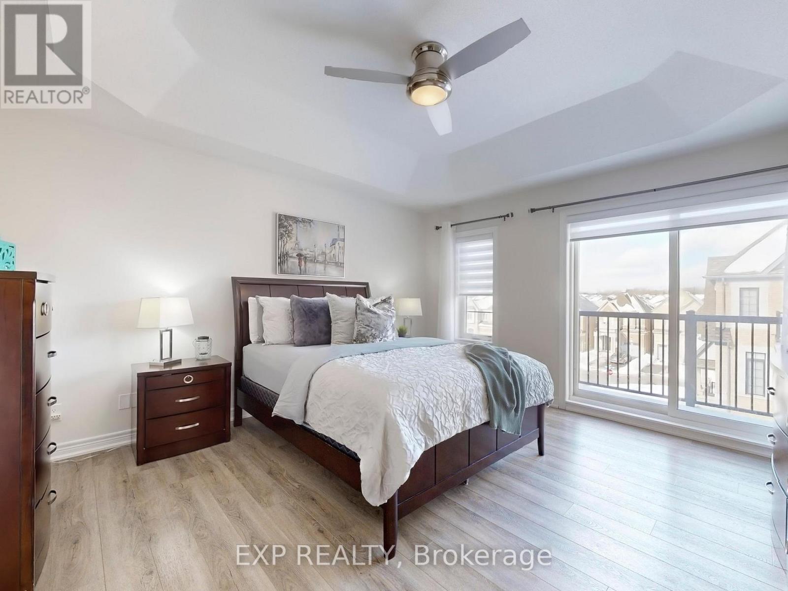 58 Elkington Crescent, Whitby, ON - Indoor Photo Showing Bedroom