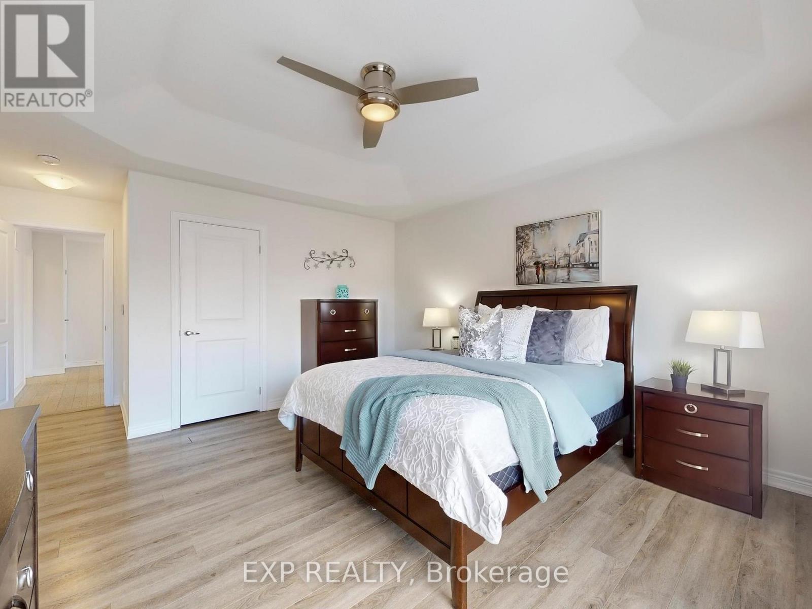 58 Elkington Crescent, Whitby, ON - Indoor Photo Showing Bedroom