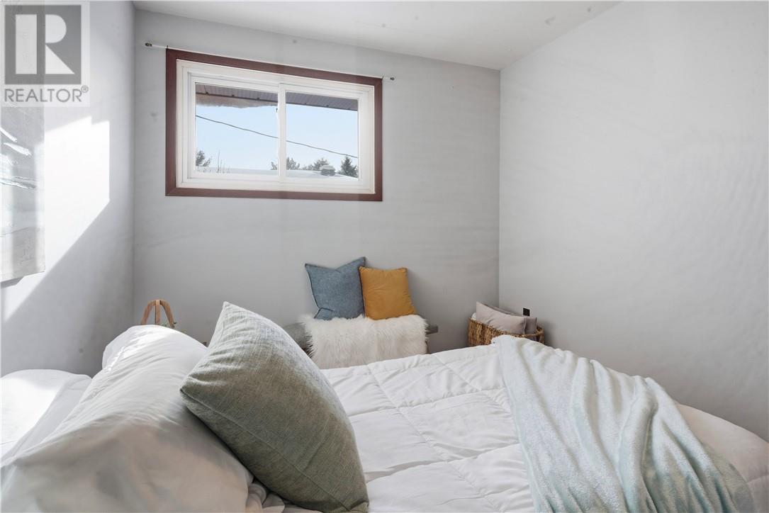 2737 Rockwood Drive, Sudbury, ON - Indoor Photo Showing Bedroom