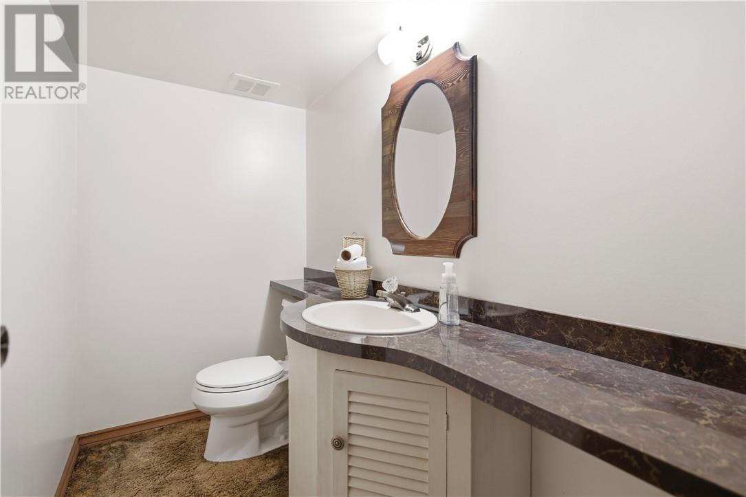 2737 Rockwood Drive, Sudbury, ON - Indoor Photo Showing Bathroom