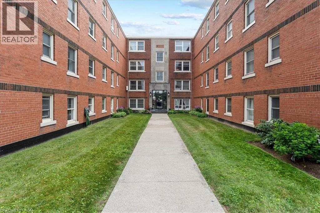 5 East 36Th Street Unit# 412B, Hamilton, ON - Outdoor