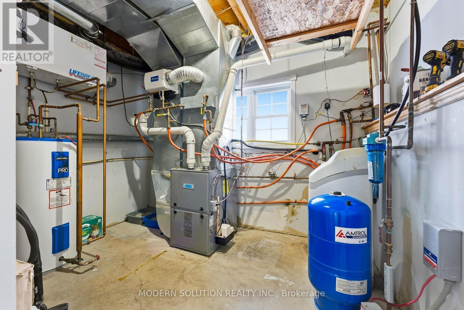 510 Quin-Mo-Lac Road, Centre Hastings, ON - Indoor Photo Showing Basement