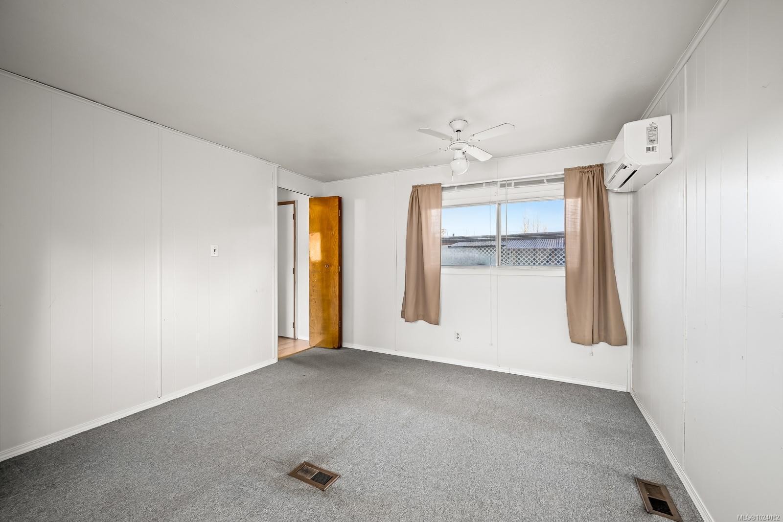 33-390 Cowichan Ave, Courtenay, BC