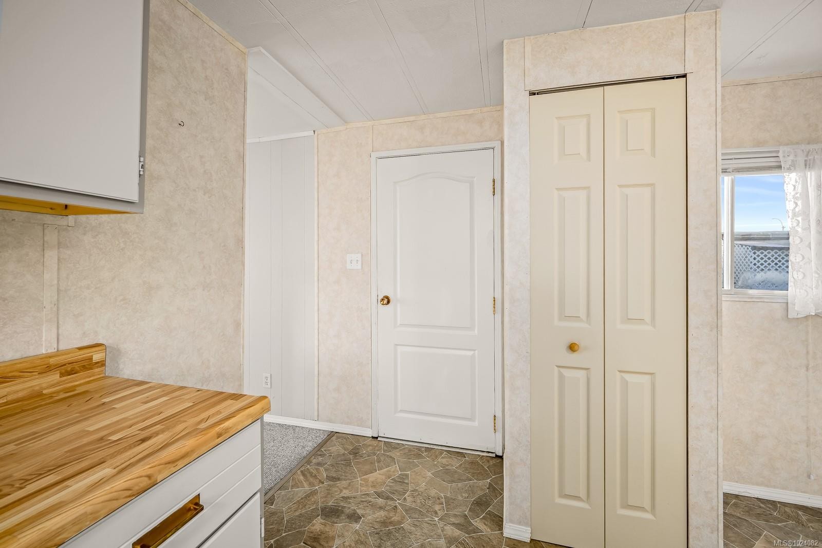 33-390 Cowichan Ave, Courtenay, BC