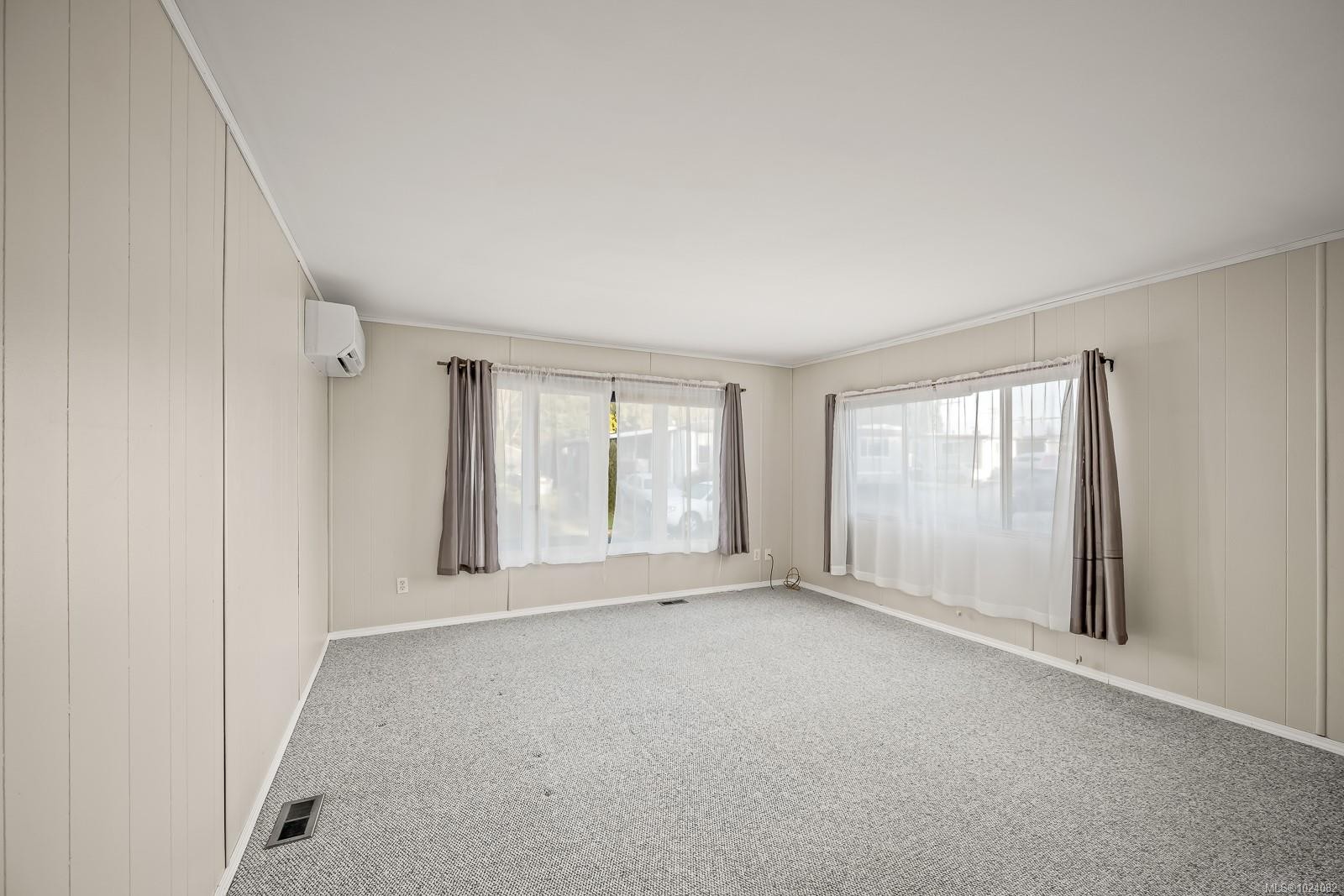 33-390 Cowichan Ave, Courtenay, BC