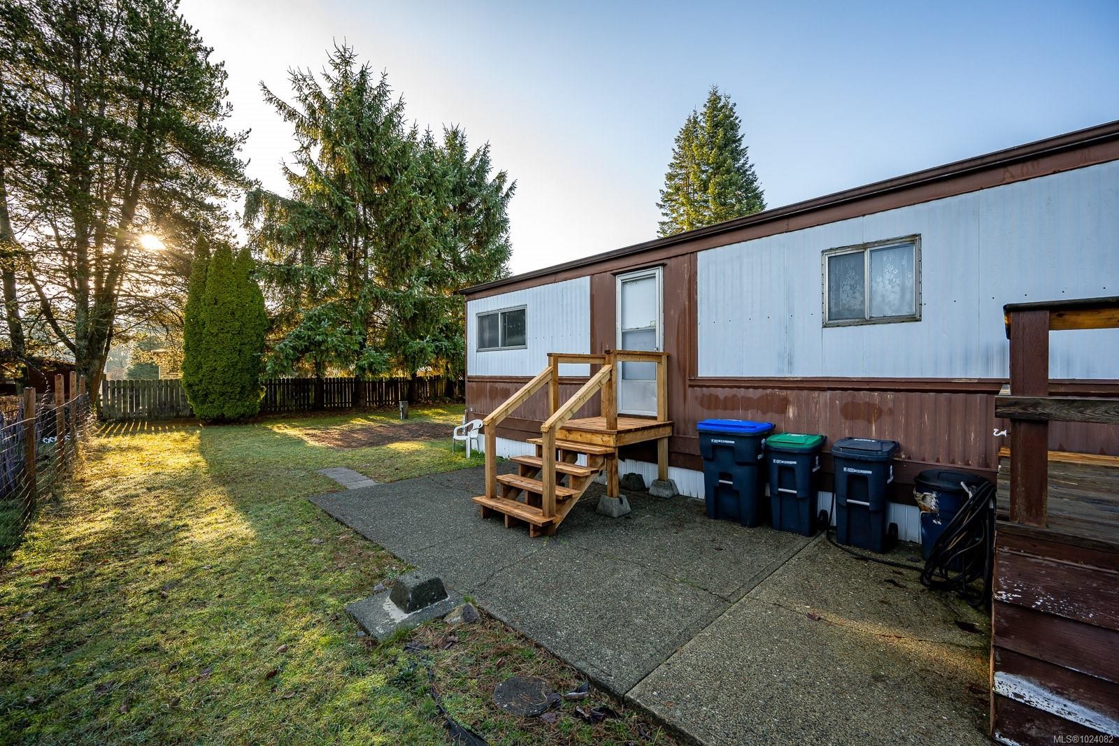 33-390 Cowichan Ave, Courtenay, BC