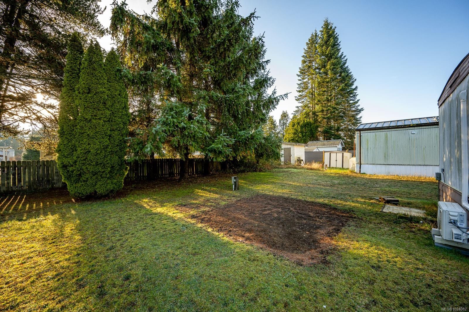 33-390 Cowichan Ave, Courtenay, BC