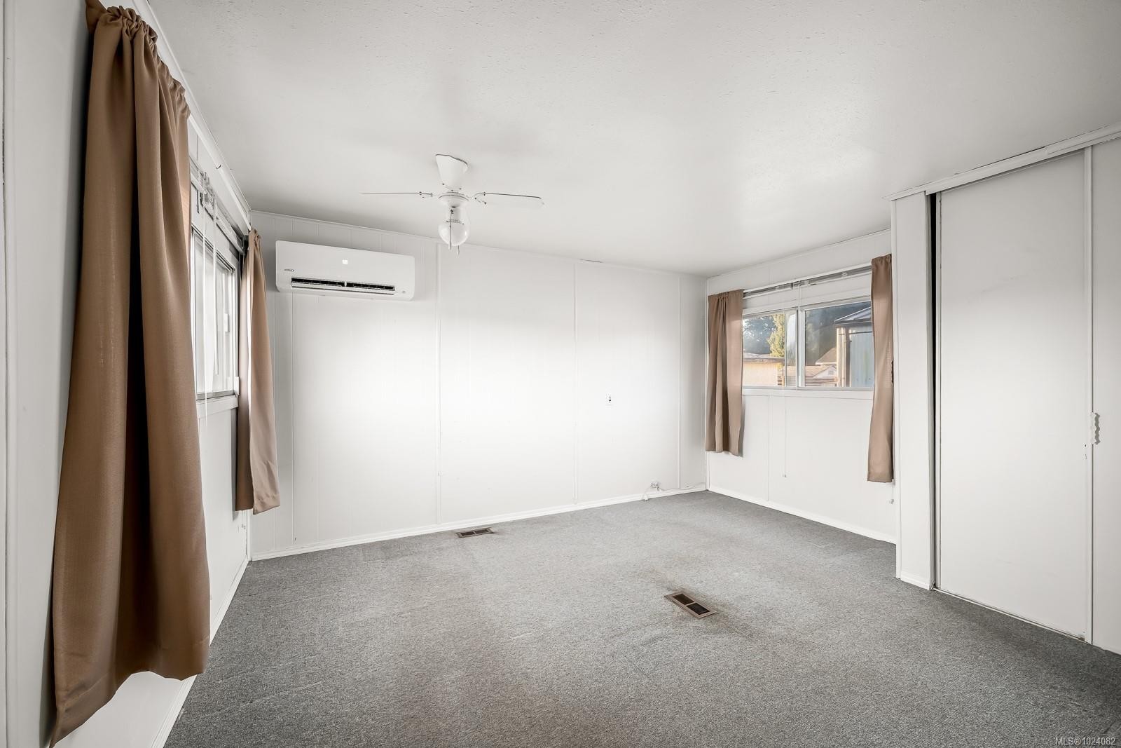 33-390 Cowichan Ave, Courtenay, BC