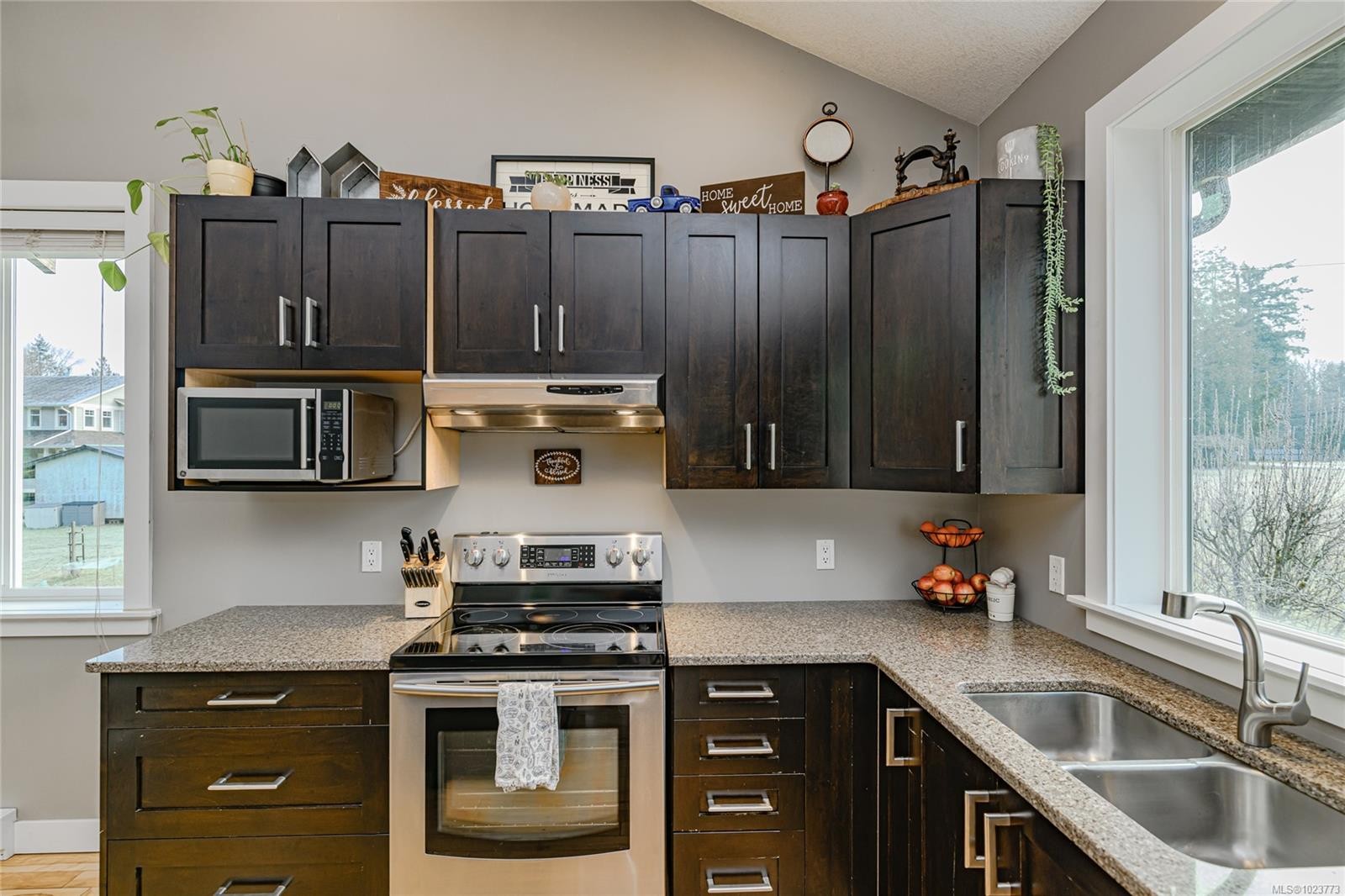 5729 Van Koy Rd, Duncan, BC