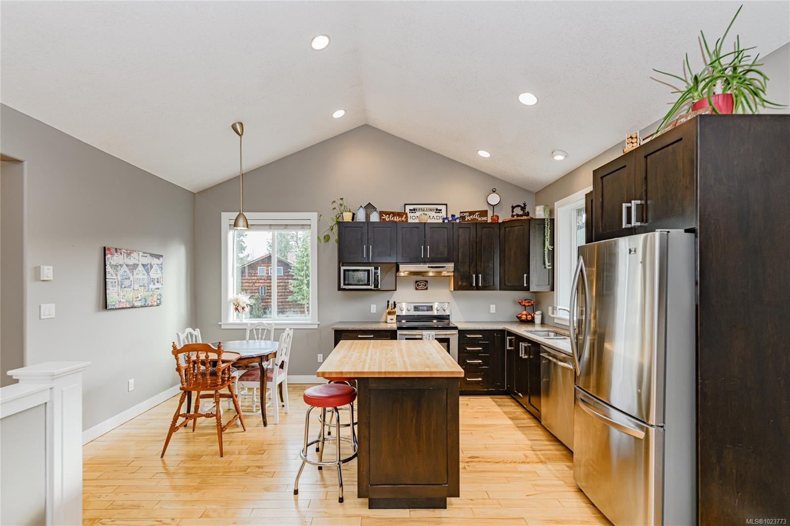 5729 Van Koy Rd, Duncan, BC