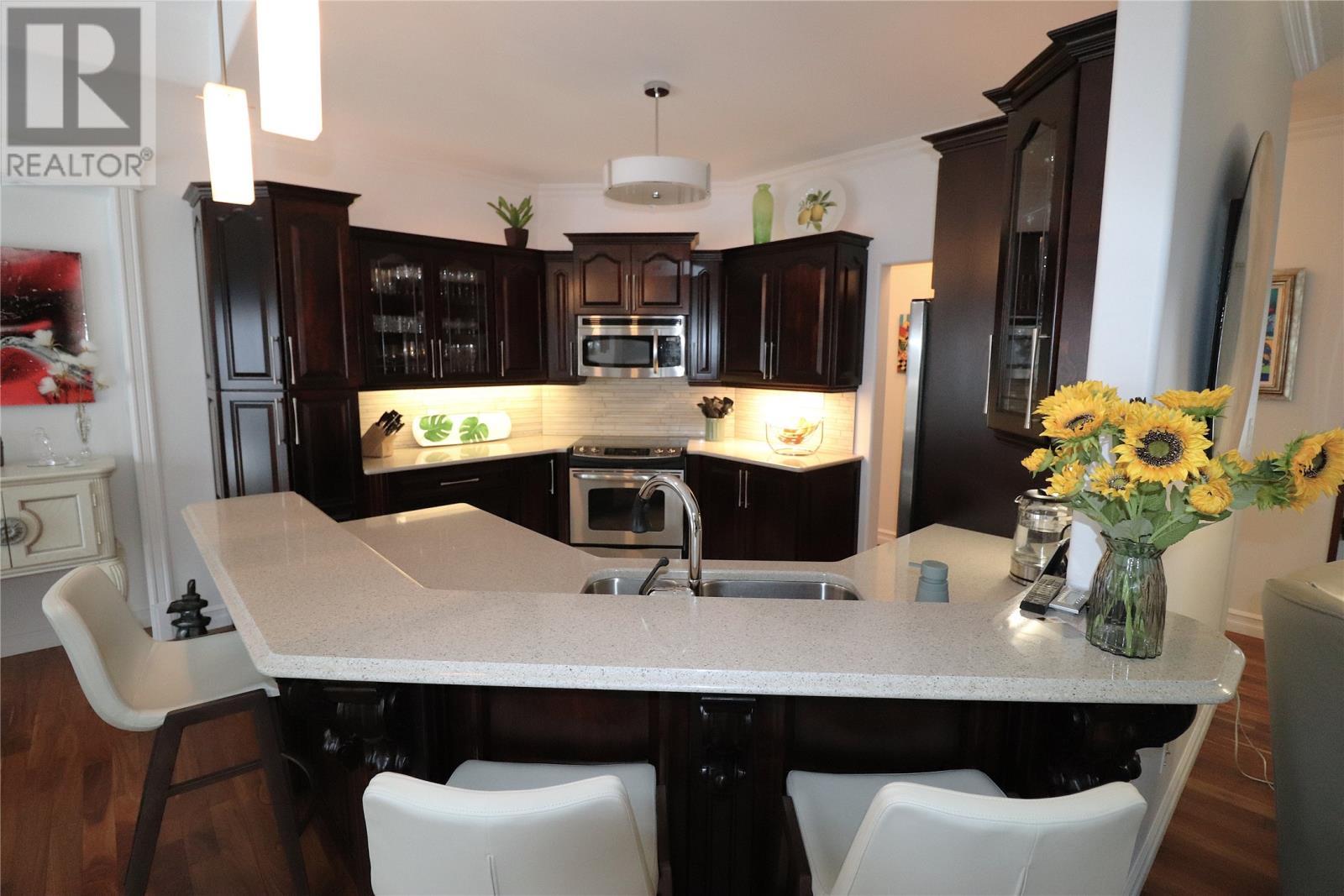 21 Lakeshore Drive, Pasadena, NL - Indoor Photo Showing Kitchen With Upgraded Kitchen
