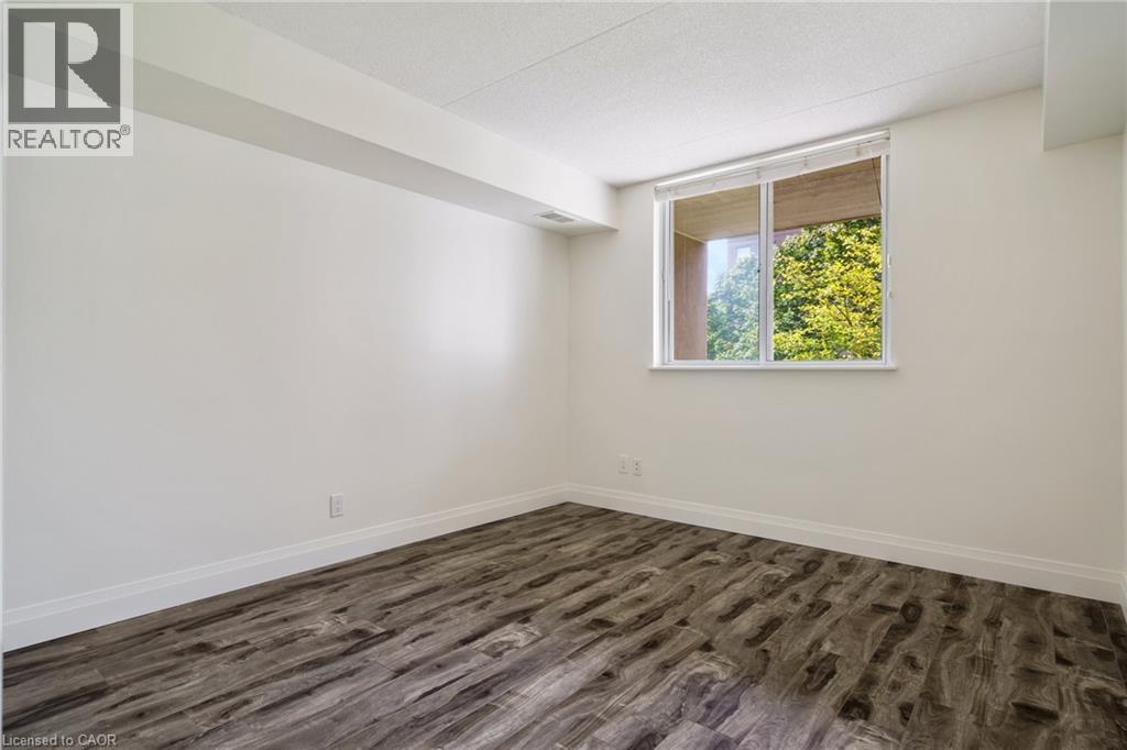 3499 Upper Middle Road Unit# 211, Burlington, ON - Indoor Photo Showing Other Room