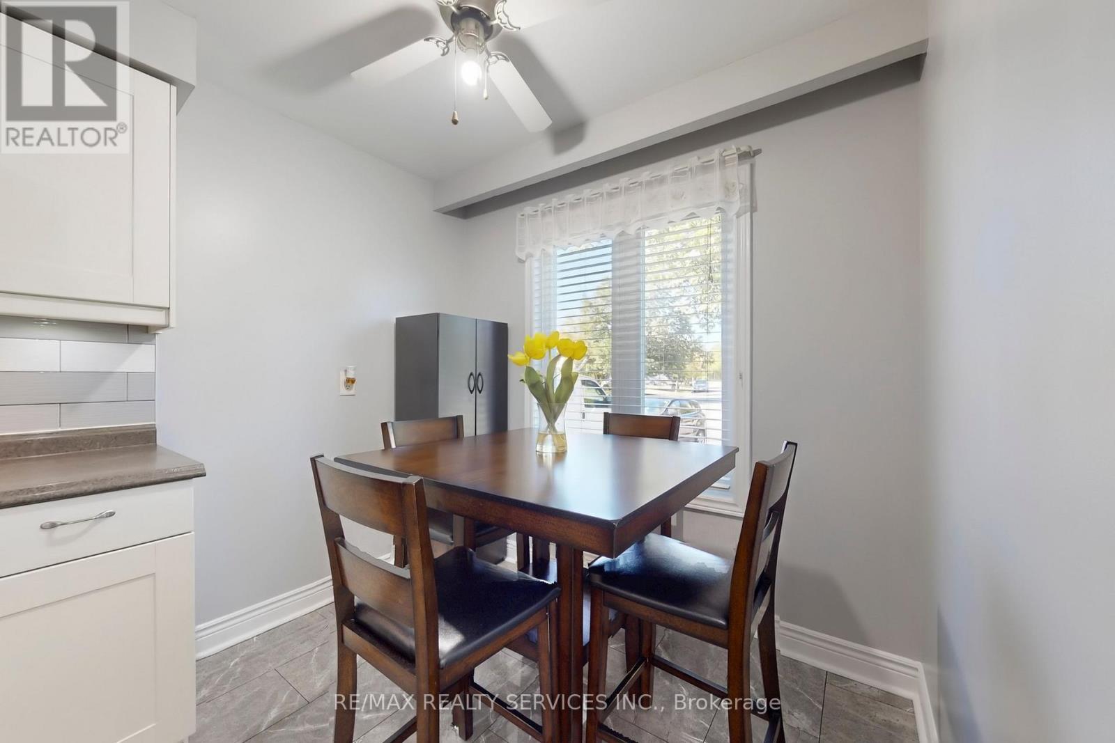 14 Bryant Court, Brampton, ON - Indoor Photo Showing Dining Room