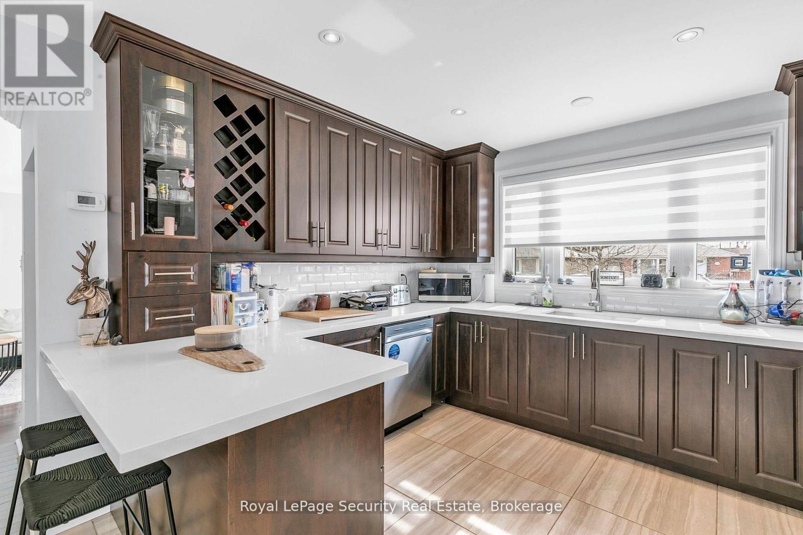 251 Thistle Down Boulevard, Toronto, ON - Indoor Photo Showing Kitchen