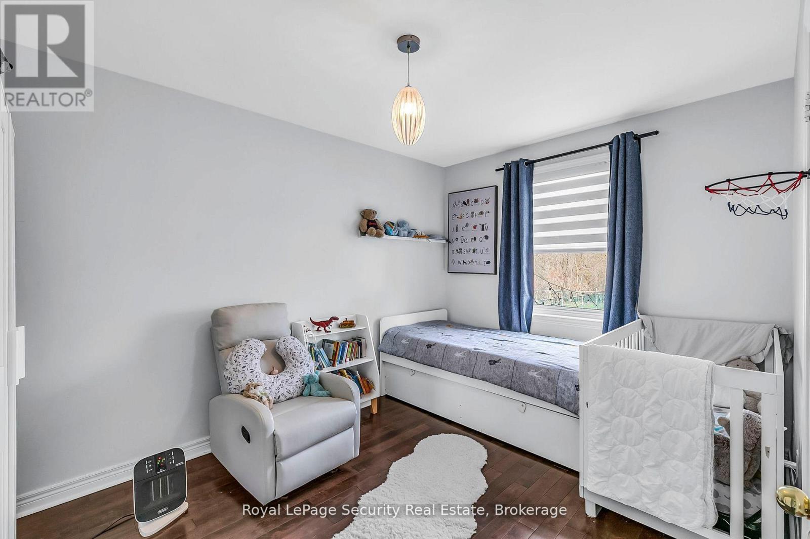 251 Thistle Down Boulevard, Toronto, ON - Indoor Photo Showing Bedroom