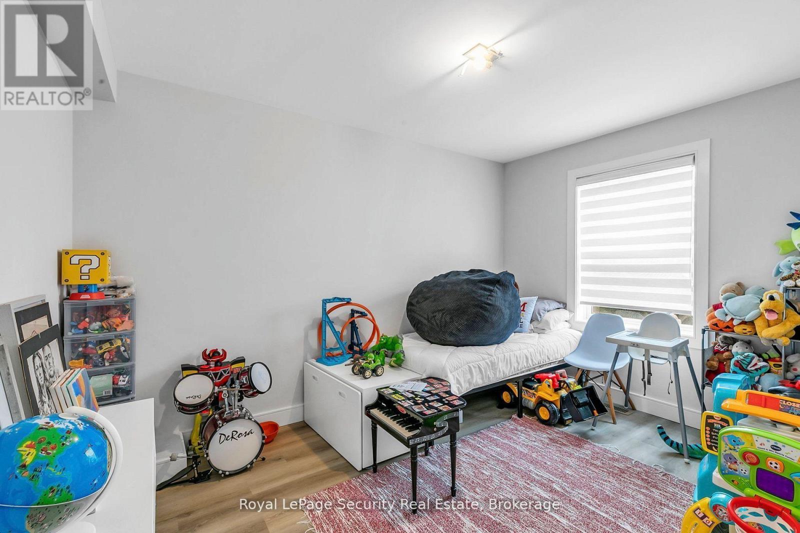 251 Thistle Down Boulevard, Toronto, ON - Indoor