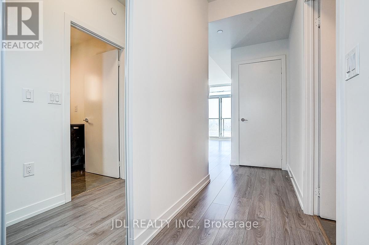 808 - 10 De Boers Drive, Toronto, ON - Indoor Photo Showing Other Room