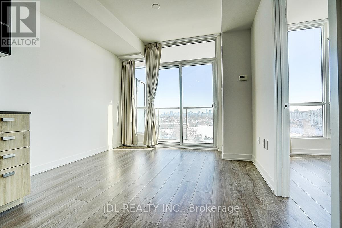 808 - 10 De Boers Drive, Toronto, ON - Indoor Photo Showing Other Room