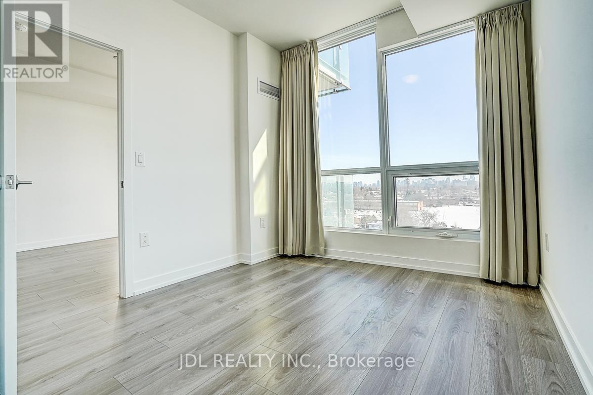 808 - 10 De Boers Drive, Toronto, ON - Indoor Photo Showing Other Room