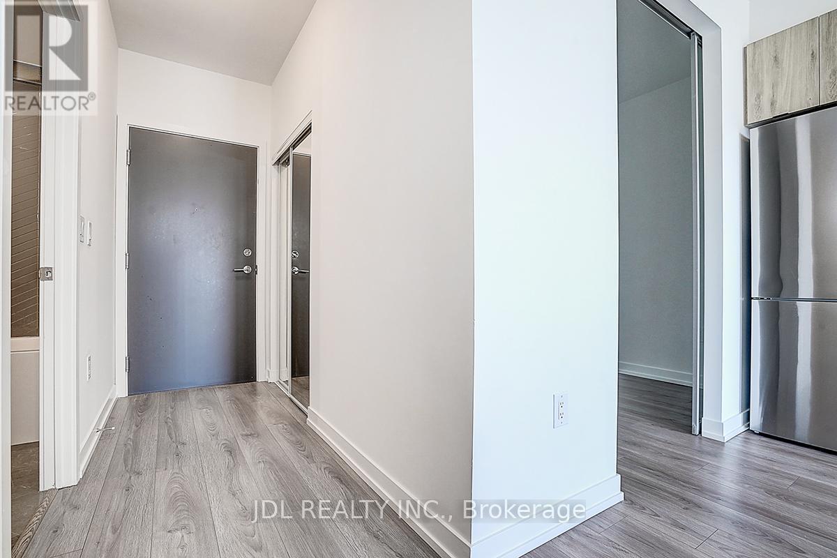808 - 10 De Boers Drive, Toronto, ON - Indoor Photo Showing Other Room
