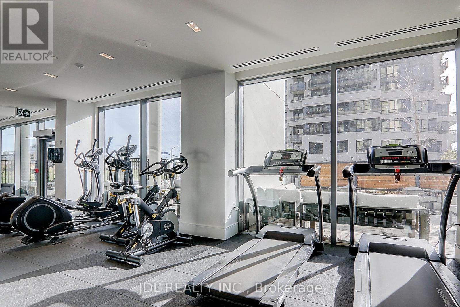 808 - 10 De Boers Drive, Toronto, ON - Indoor Photo Showing Gym Room
