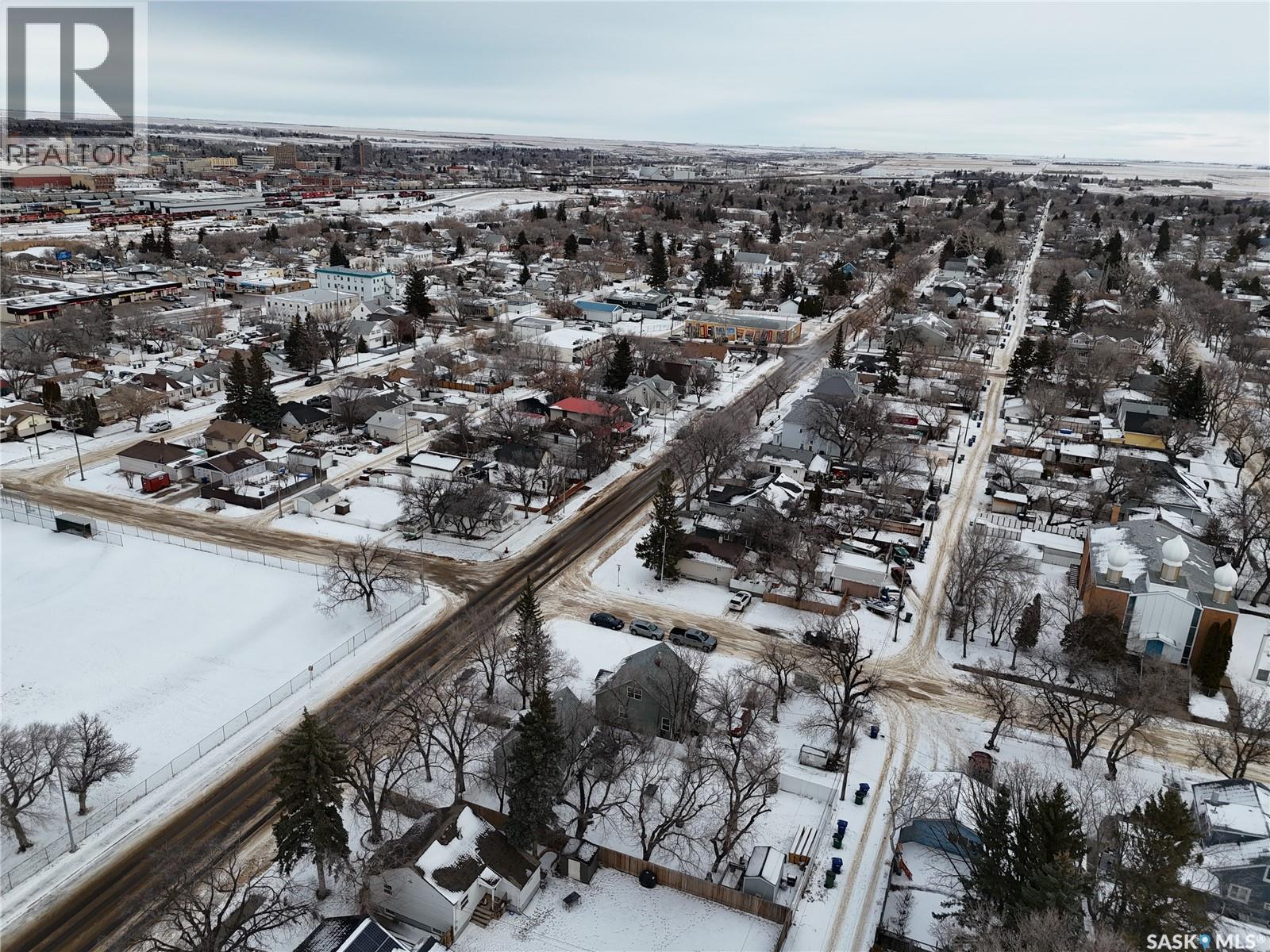 515 Coteau Street W, Moose Jaw, SK - Outdoor With View