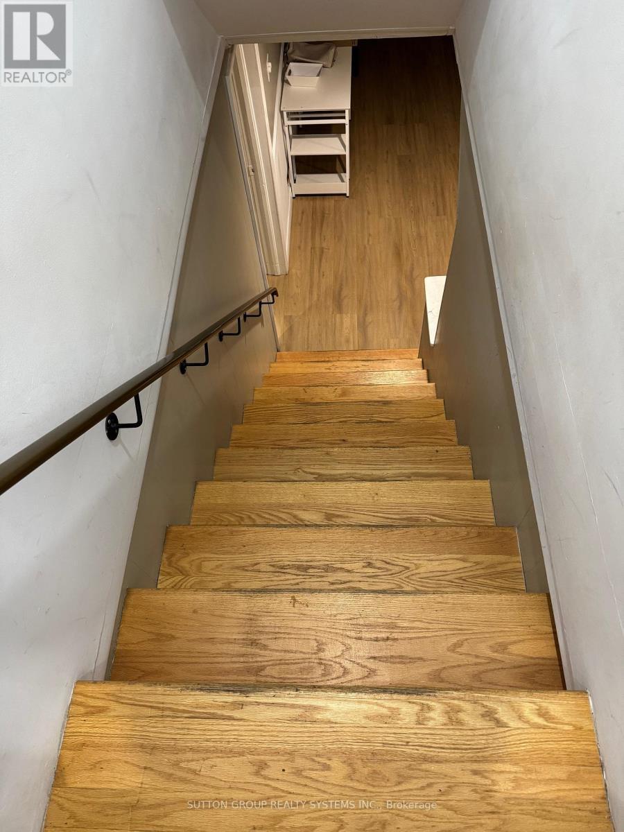 1338 Royal Drive, Peterborough, ON - Indoor Photo Showing Other Room