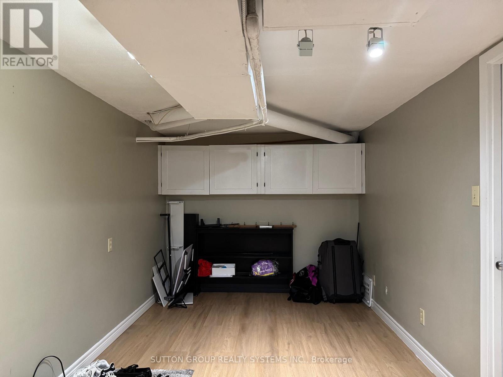 1338 Royal Drive, Peterborough, ON - Indoor