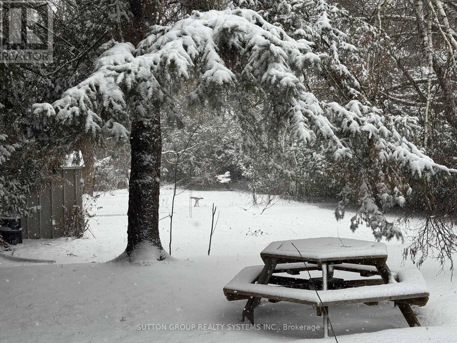 1338 Royal Drive, Peterborough, ON - Outdoor