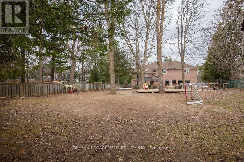 144 Wilson Street E, Hamilton, ON