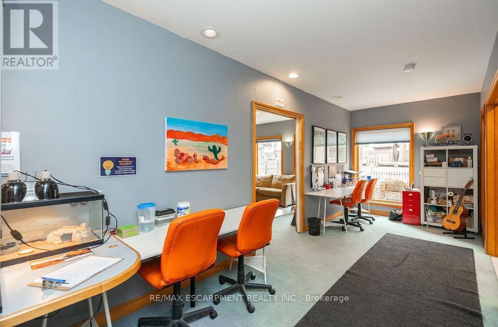 144 Wilson Street E, Hamilton, ON