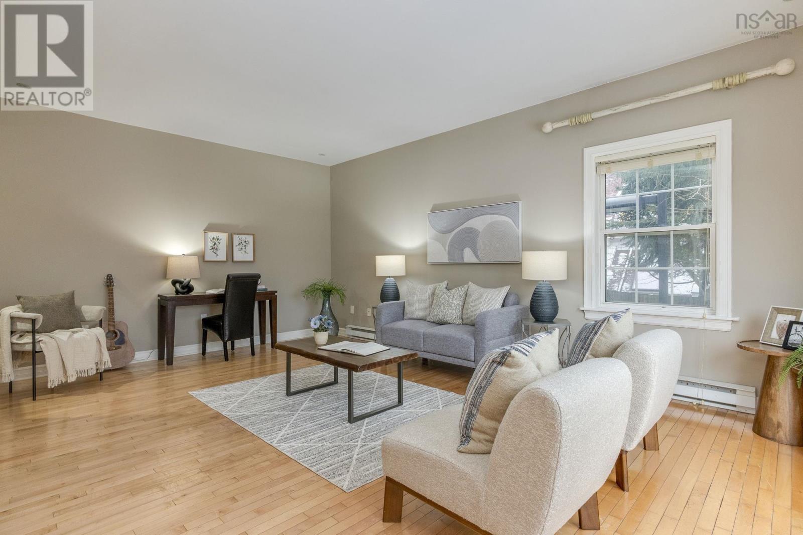 Freshly painted throughout - 5411 Saunders Lane, Halifax, NS - Indoor Photo Showing Living Room