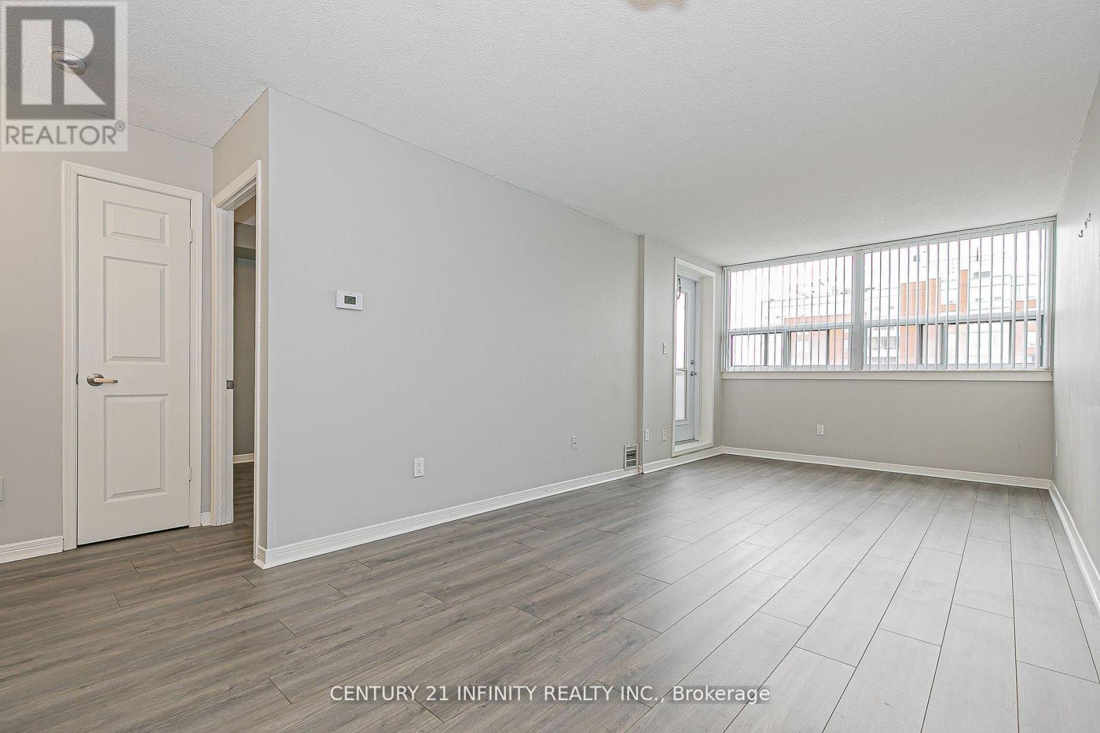 306 - 80 Athol Street E, Oshawa (Central), ON - Indoor Photo Showing Other Room