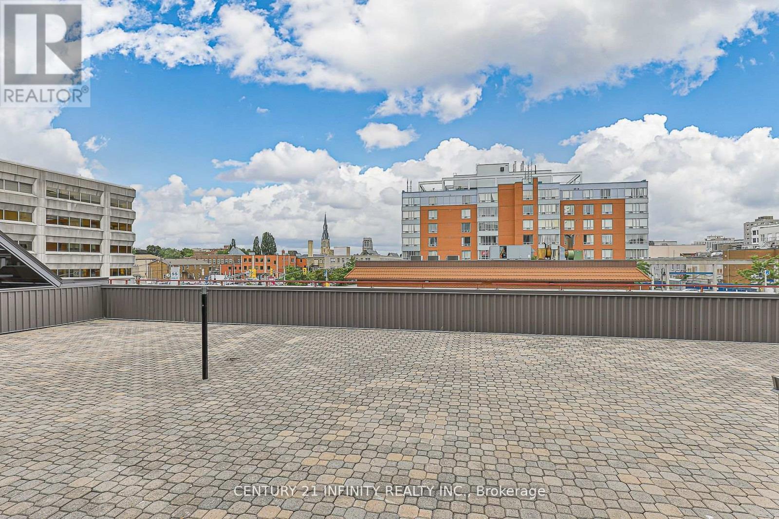 Large party room balcony - 306 - 80 Athol Street E, Oshawa (Central), ON - Outdoor