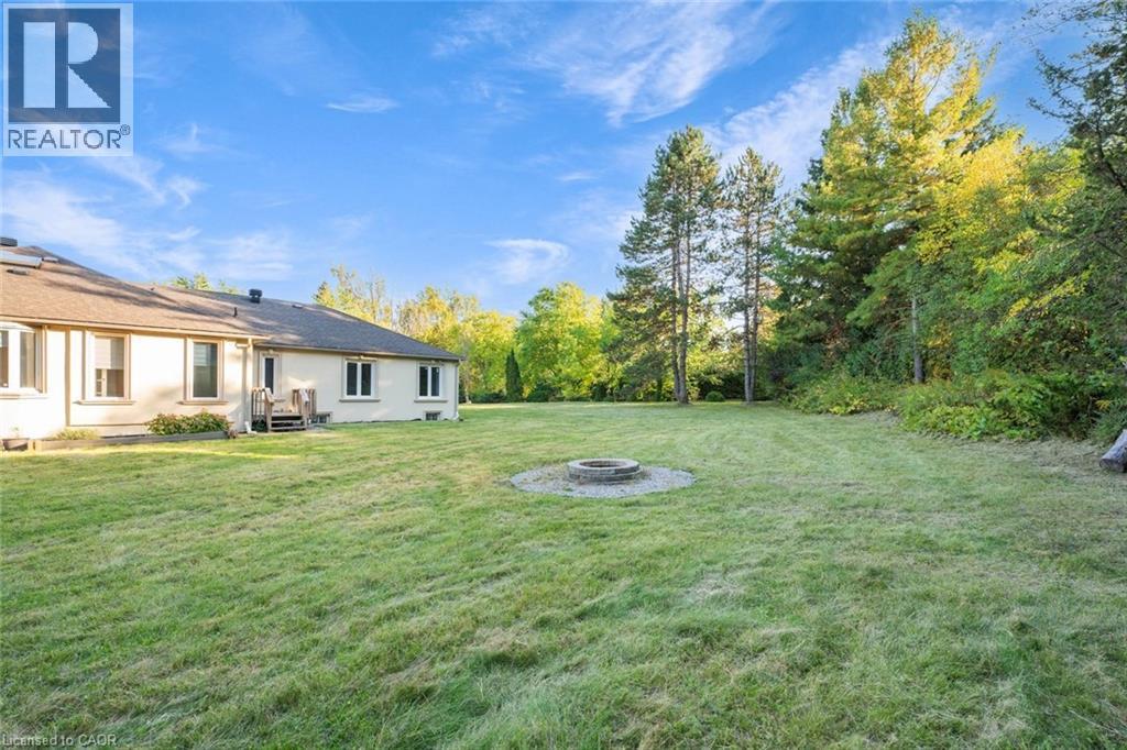 8 Ridgewood Drive, Richmond Hill, ON - Outdoor