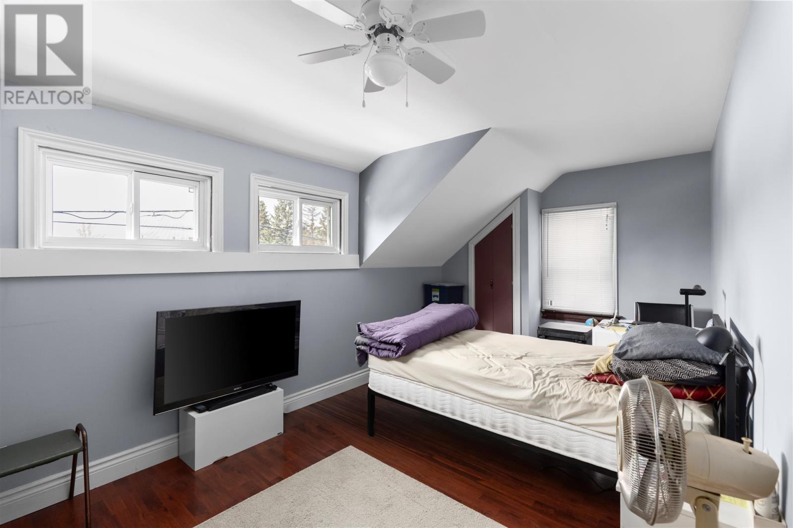 324 Fifth Ave, Sault Ste. Marie, ON - Indoor Photo Showing Bedroom