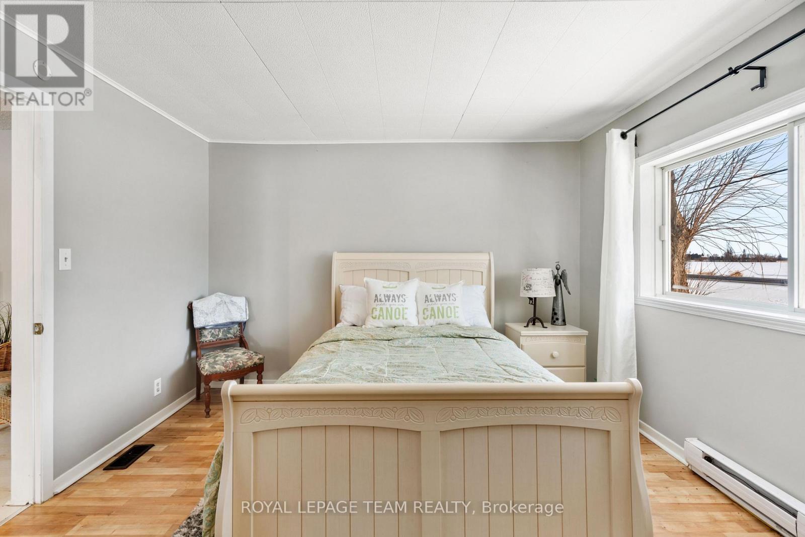 3314 County Road 12 Road, North Stormont, ON - Indoor Photo Showing Bedroom